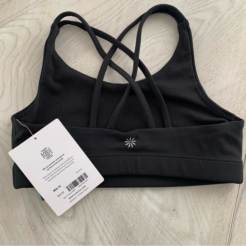 Athleta Girl Upbeat Bra 2.0 size M.